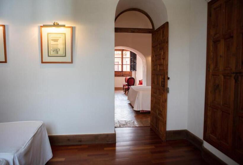 Семейный Номер, Monasterio De San Francisco