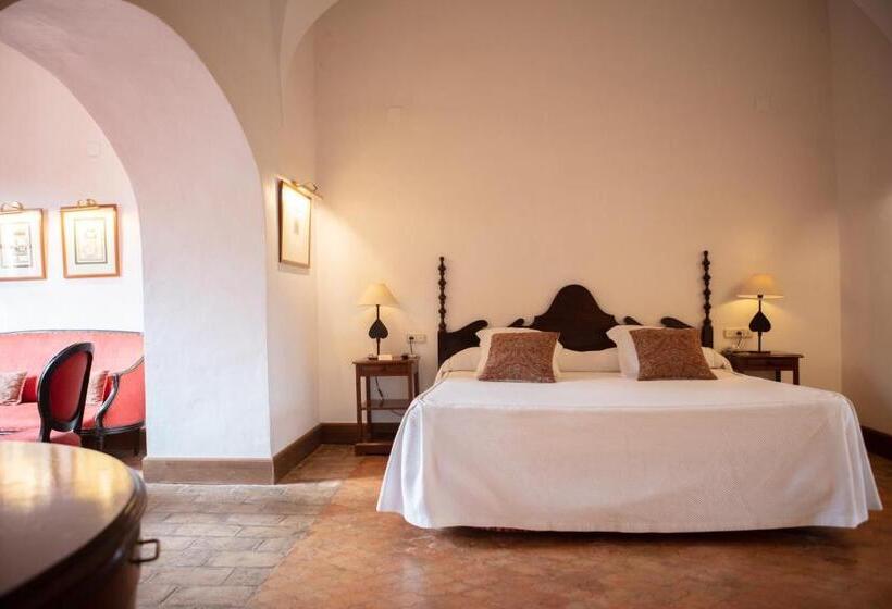 Семейный Номер, Monasterio De San Francisco