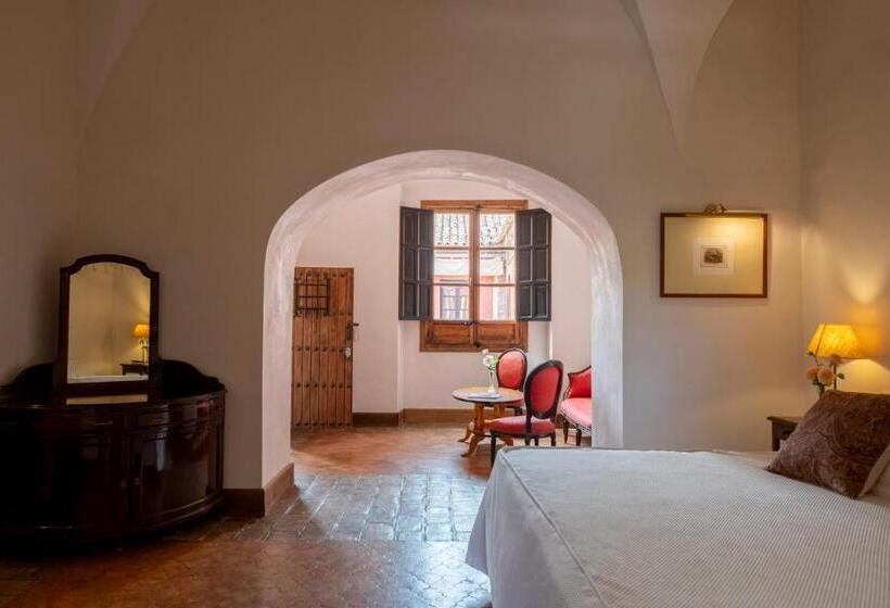 Семейный Номер, Monasterio De San Francisco