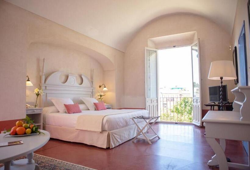 Полулюкс, Monasterio De San Francisco