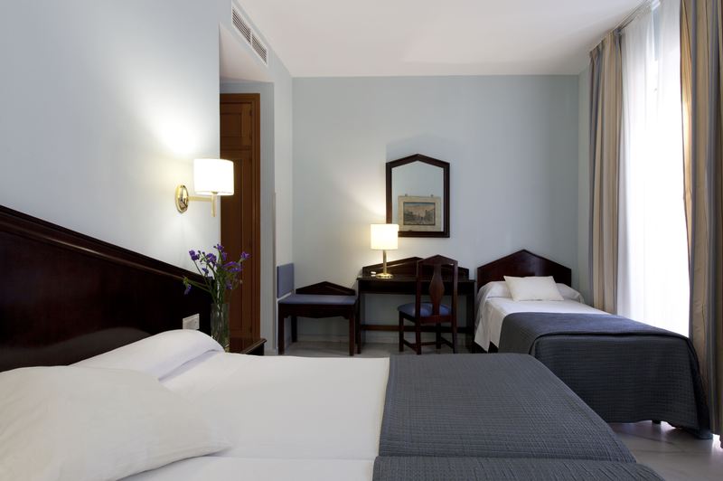 标准间, Porcel Navas