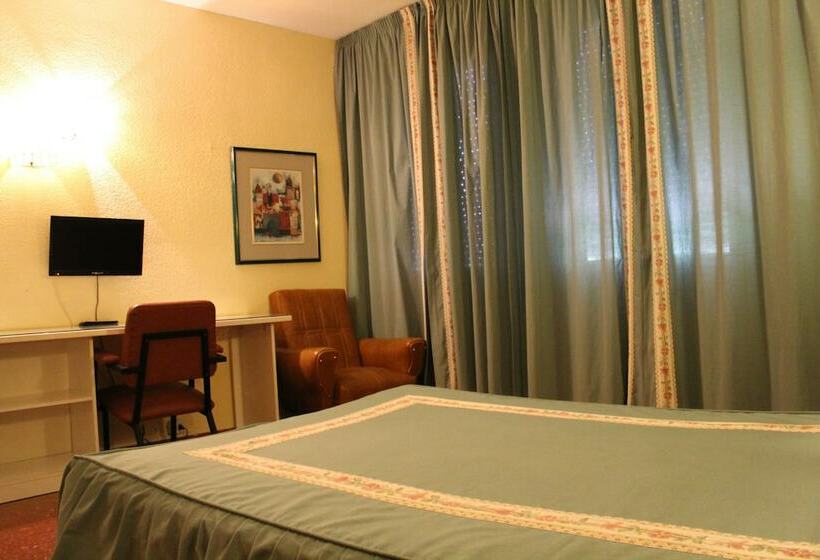 스탠다드 룸, Paraiso