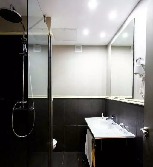 اتاق استاندارد, Pax Guadalajara