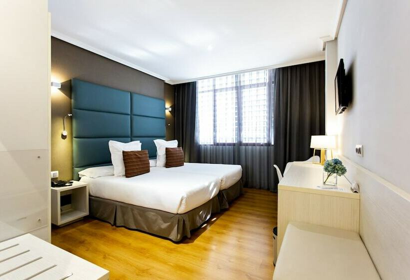 غرفة قياسية, Pax Guadalajara