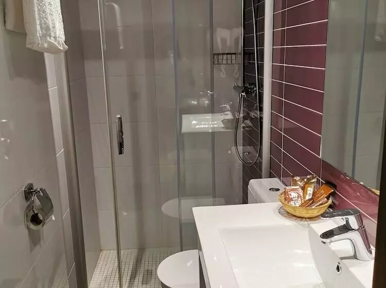 اتاق راحتی یک تخته, Petit Palau Adults Only