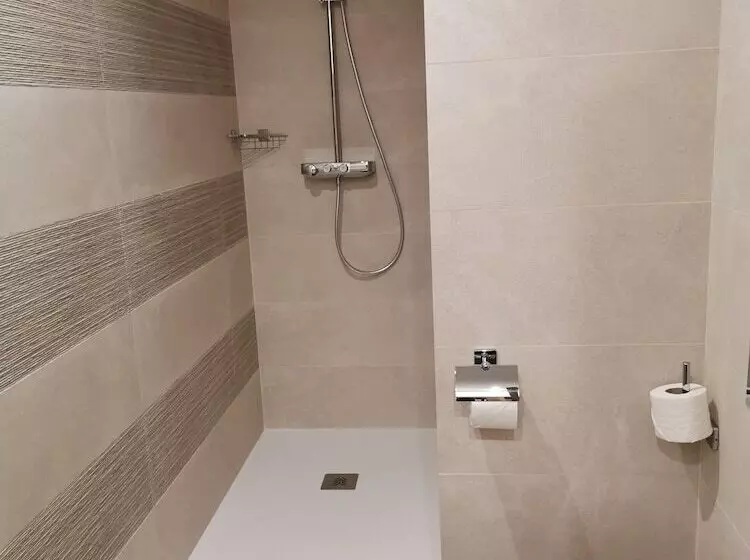 اتاق راحتی یک تخته, Petit Palau Adults Only