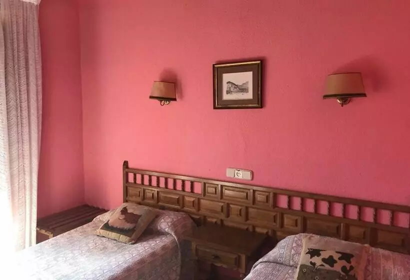 اتاق استاندارد, Posada Del Pas