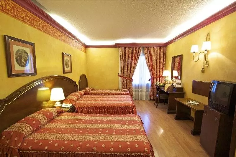 Chambre Triple Standard, Princesa Ana