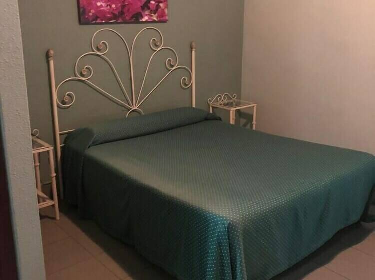 Номер Стандарт, Restaurante El Cortijo De Miajadas