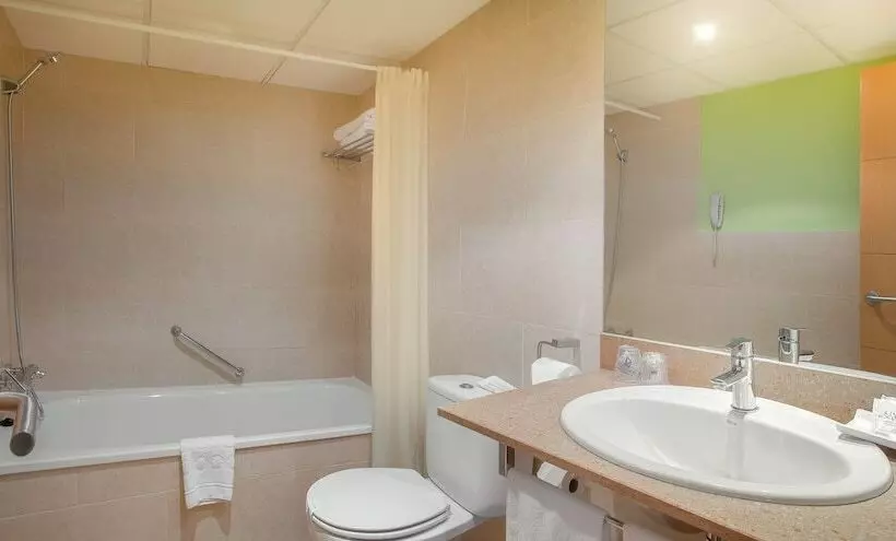 اتاق استاندارد با تراس و چشم‌انداز دریا, Rh Casablanca Suites
