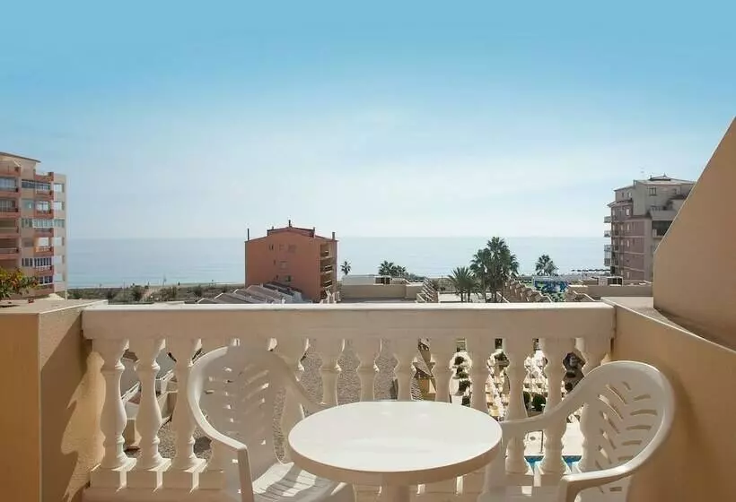 اتاق استاندارد با تراس و چشم‌انداز دریا, Rh Casablanca Suites
