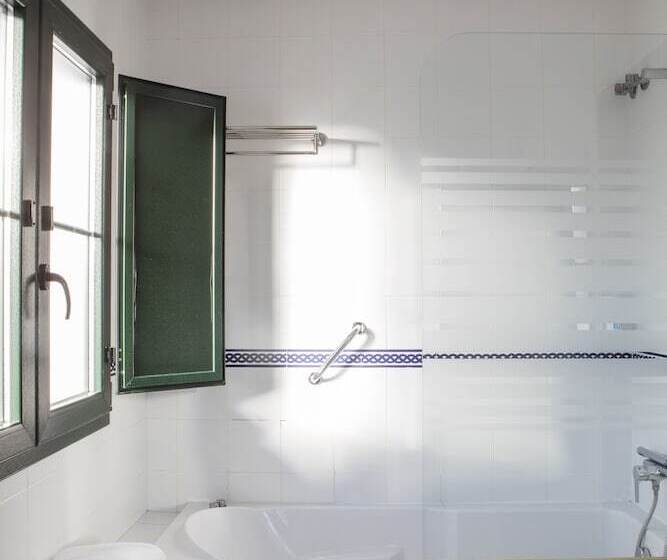 Люкс, Tugasa Sierra Y Cal