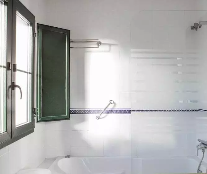 Suite, Tugasa Sierra Y Cal