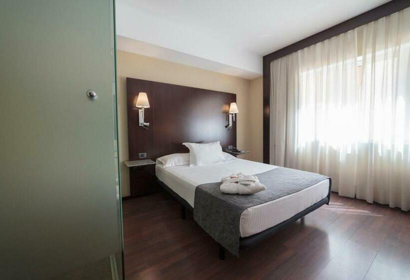 Номер Стандарт, Salymar