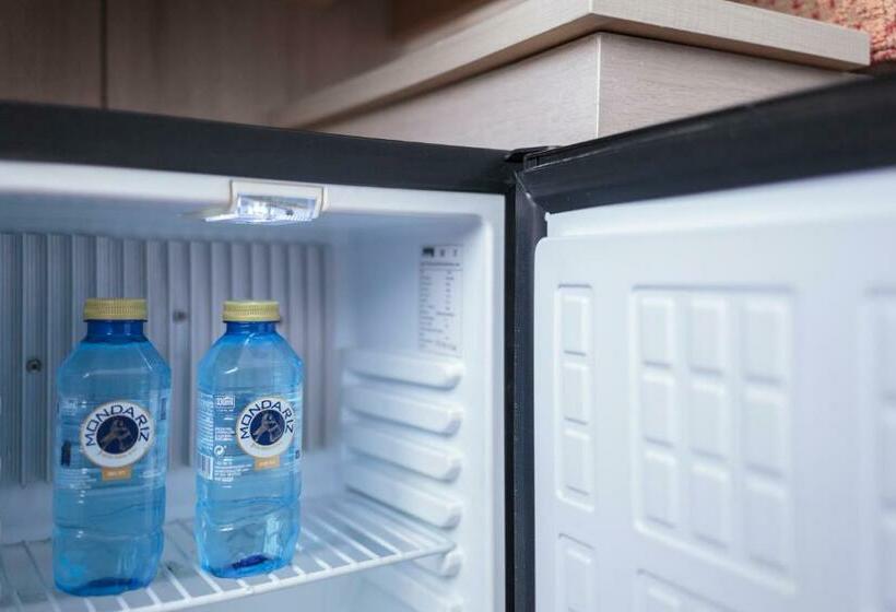 Номер Стандарт Трехместный, Salymar