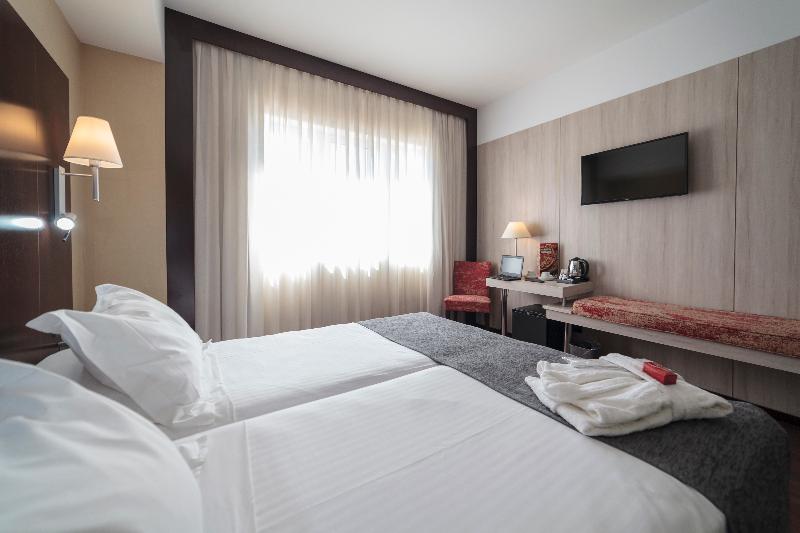 Номер Стандарт, Salymar