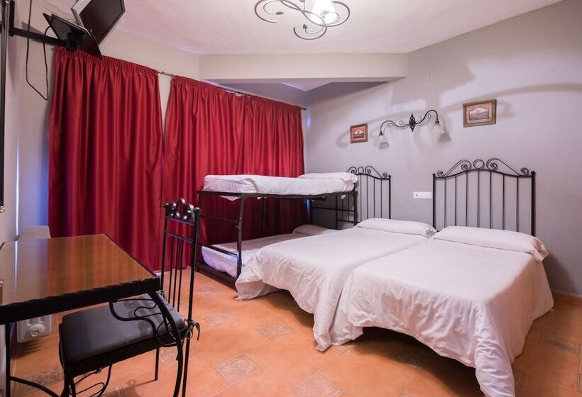 4인용 스탠다드 룸, Santa Cruz