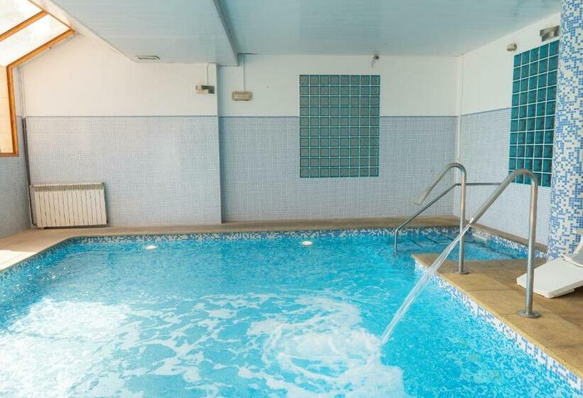 Номер Стандарт Вид на Реку, Xauen