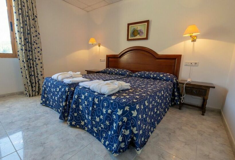 Номер Стандарт Вид на Реку, Xauen