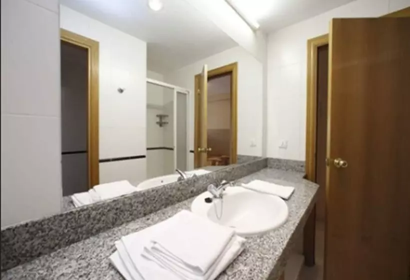 Standard Room, Rialta