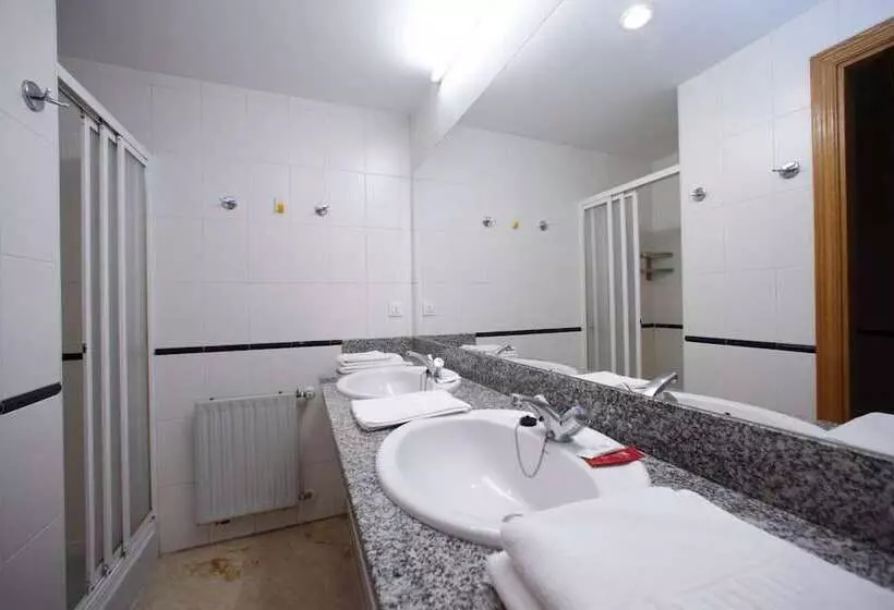 Standard Room, Rialta