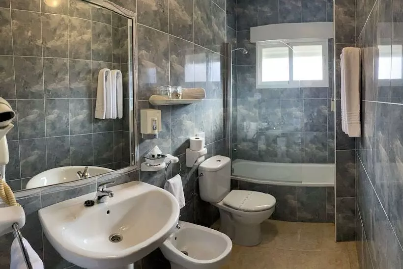 Huoneisto 1 Makuuhuone, & Apartamentos Cons Da Garda
