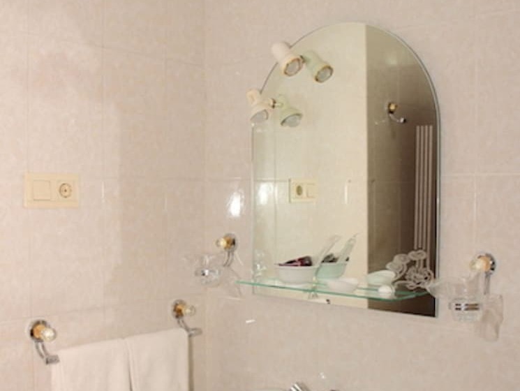 スタンダードトリプルルーム, Avenida Iii