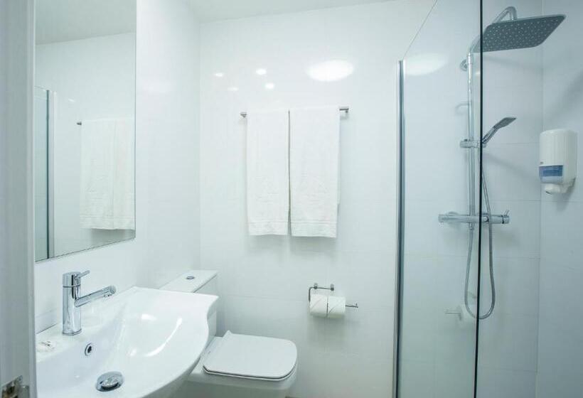 Номер Стандарт Трехместный, Burlada