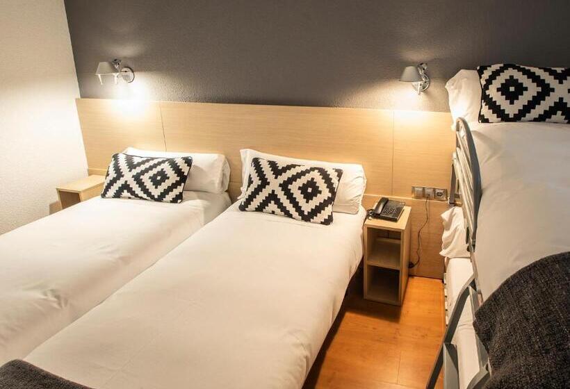 Четырехместный Номер Стандарт, Burlada