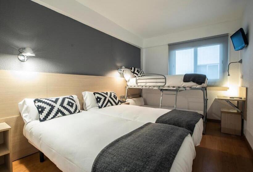 Четырехместный Номер Стандарт, Burlada