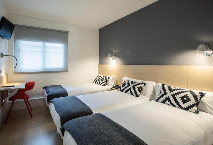 Номер Стандарт Трехместный, Burlada