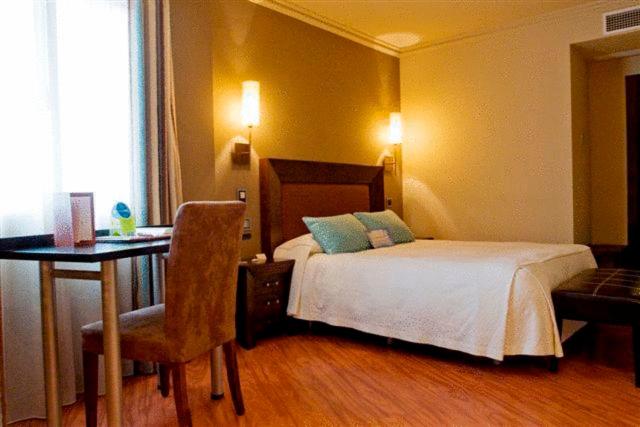 Номер Стандарт, Del Val