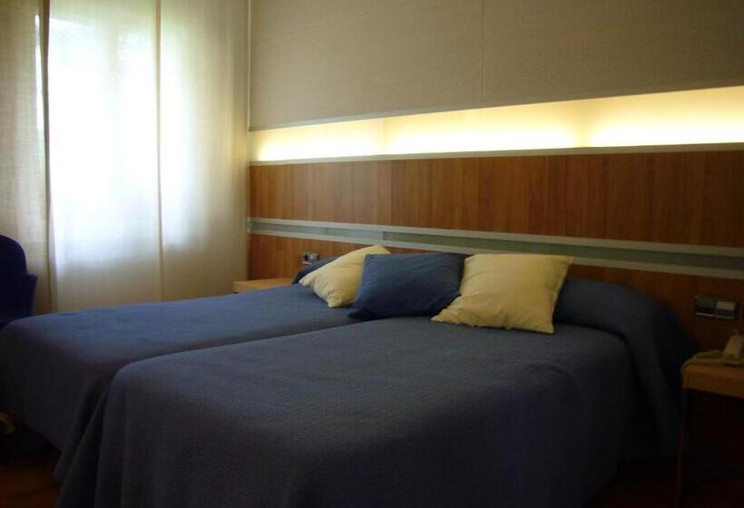 Номер Стандарт, El Mesón