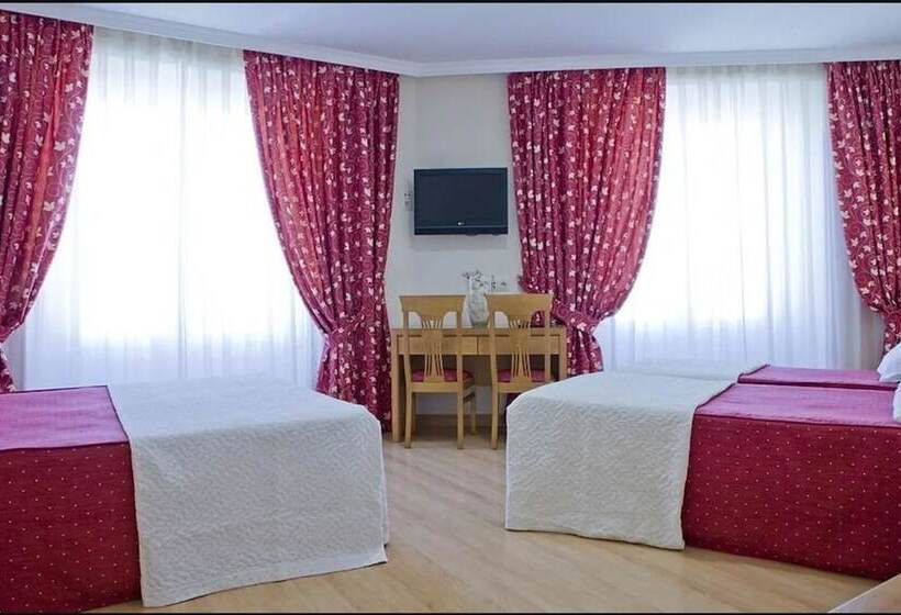 اتاق استاندارد چهار تخته, Europa