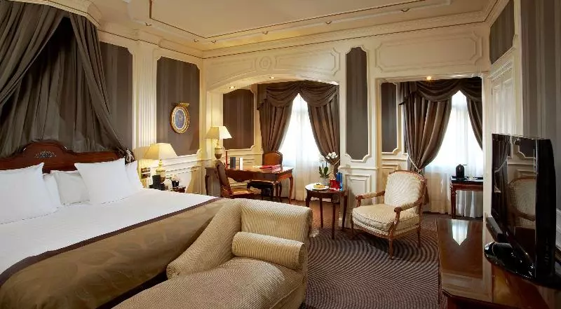 اتاق پرمیوم, Fenix Gran Meliá   The Leading Hotels Of The World
