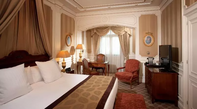 اتاق پرمیوم, Fenix Gran Meliá   The Leading Hotels Of The World
