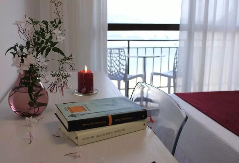 Habitación Superior con Vistas, Gran Proa