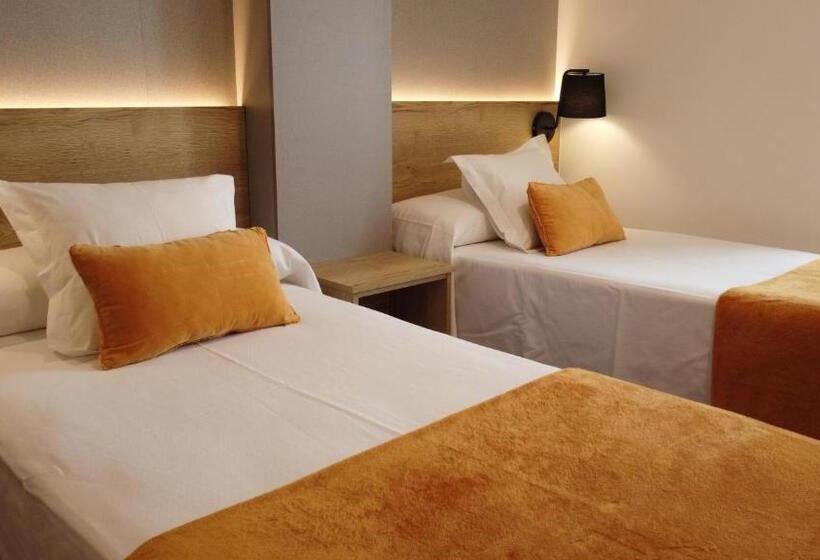 اتاق سوپریور, La Bonaigua