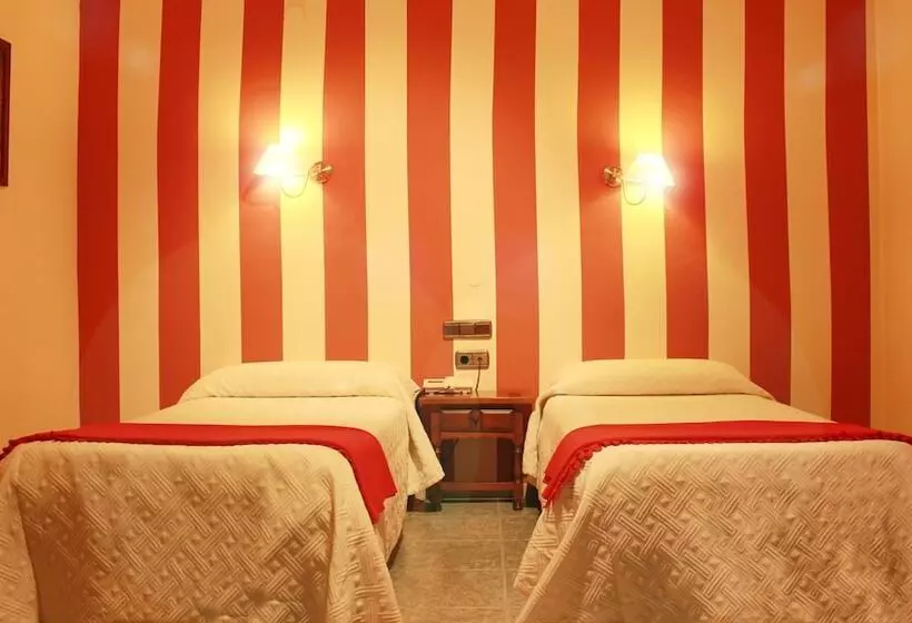 Quarto Triplo Standart, La Paz