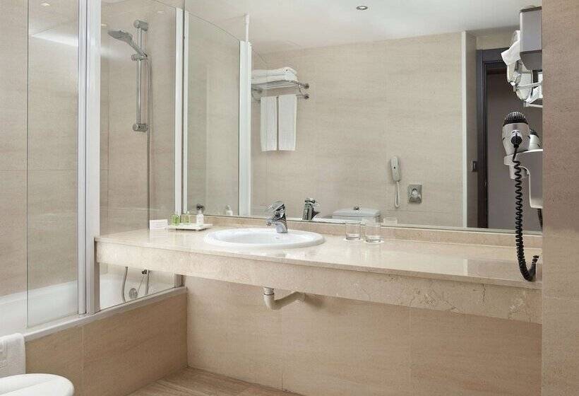 اتاق استاندارد یک نفره, NH Imperial Playa