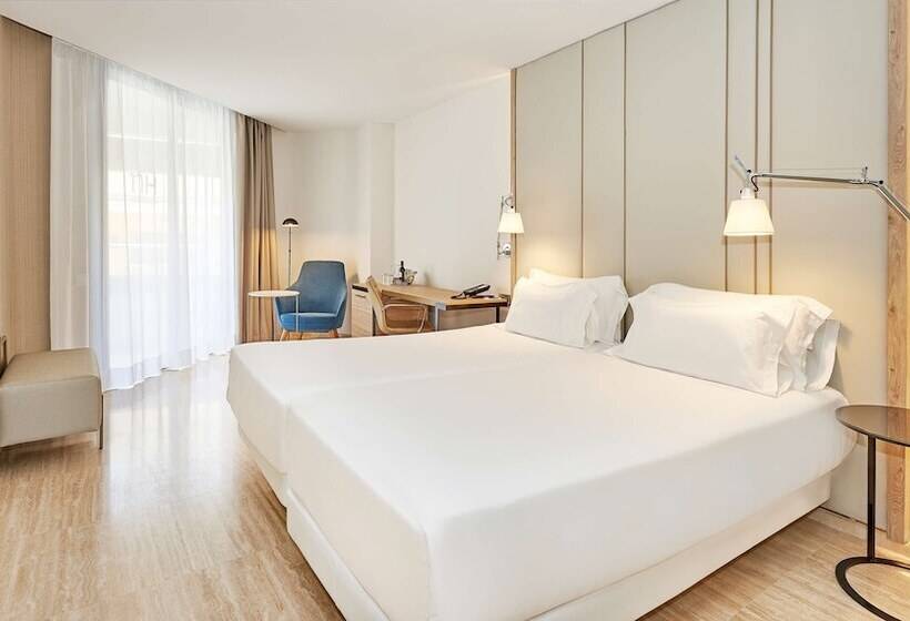 اتاق استاندارد با تراس, NH Imperial Playa