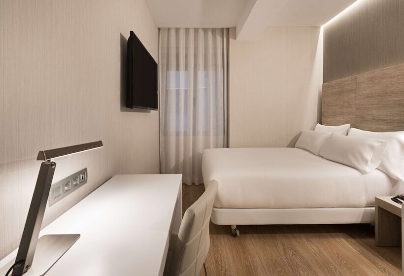 اتاق استاندارد یک نفره, NH Madrid Chamberi