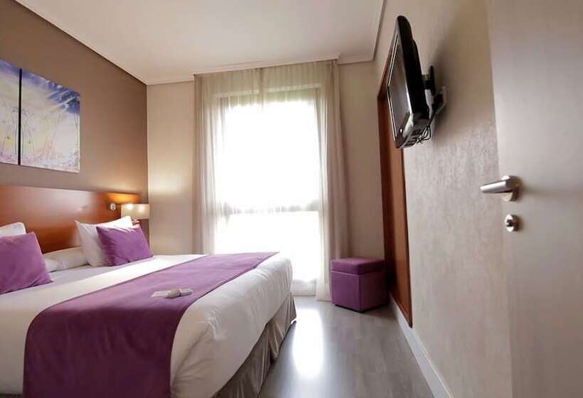 سوییت جونیور, Puerta De Toledo