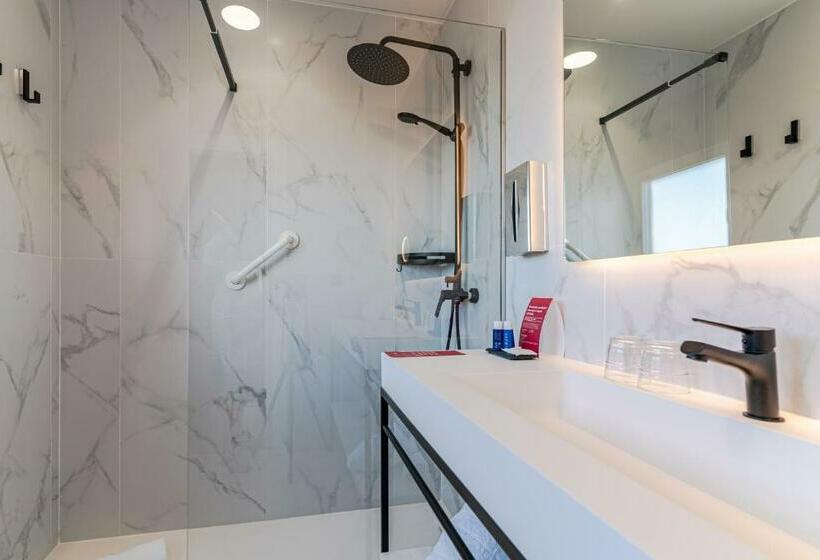 اتاق لوکس خانوادگی, Ramada Resort by Wyndham Puerto de Mazarron