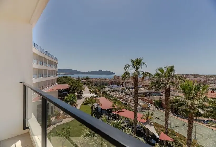 デラックスファミリールーム, Ramada Resort by Wyndham Puerto de Mazarron