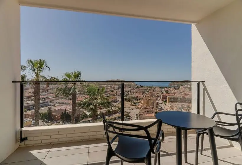 デラックスファミリールーム, Ramada Resort by Wyndham Puerto de Mazarron