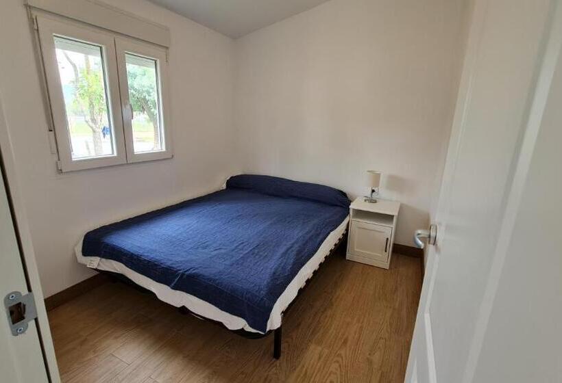 بنگله خانوادگی, Sabiñanigo Camp &