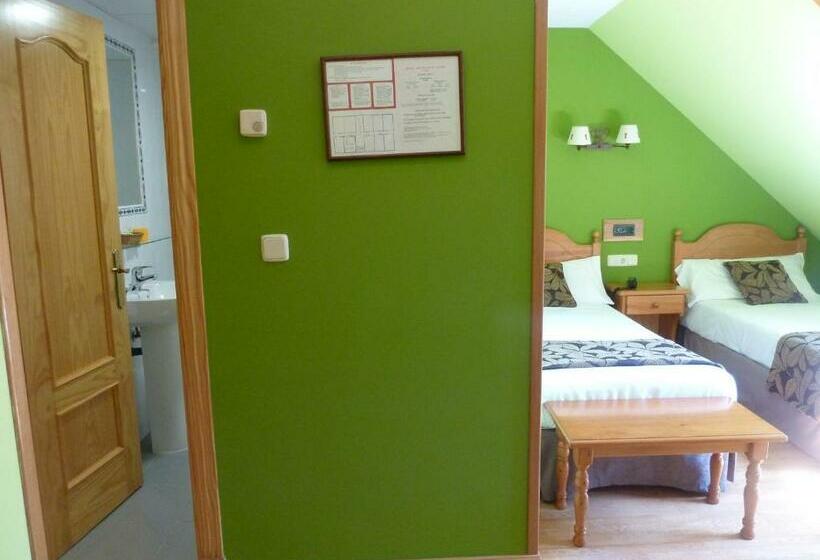 חדר סטנדרט לשלושה, Sabocos