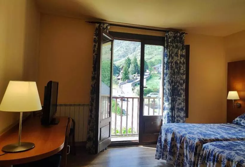 Chambre Standard, Saurat