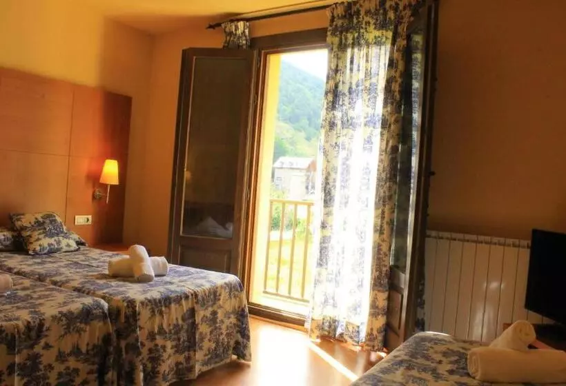 Chambre Triple Standard, Saurat